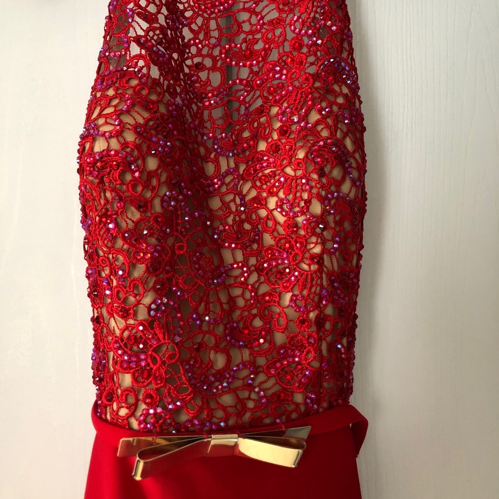 Dress - Picture 3 of 6